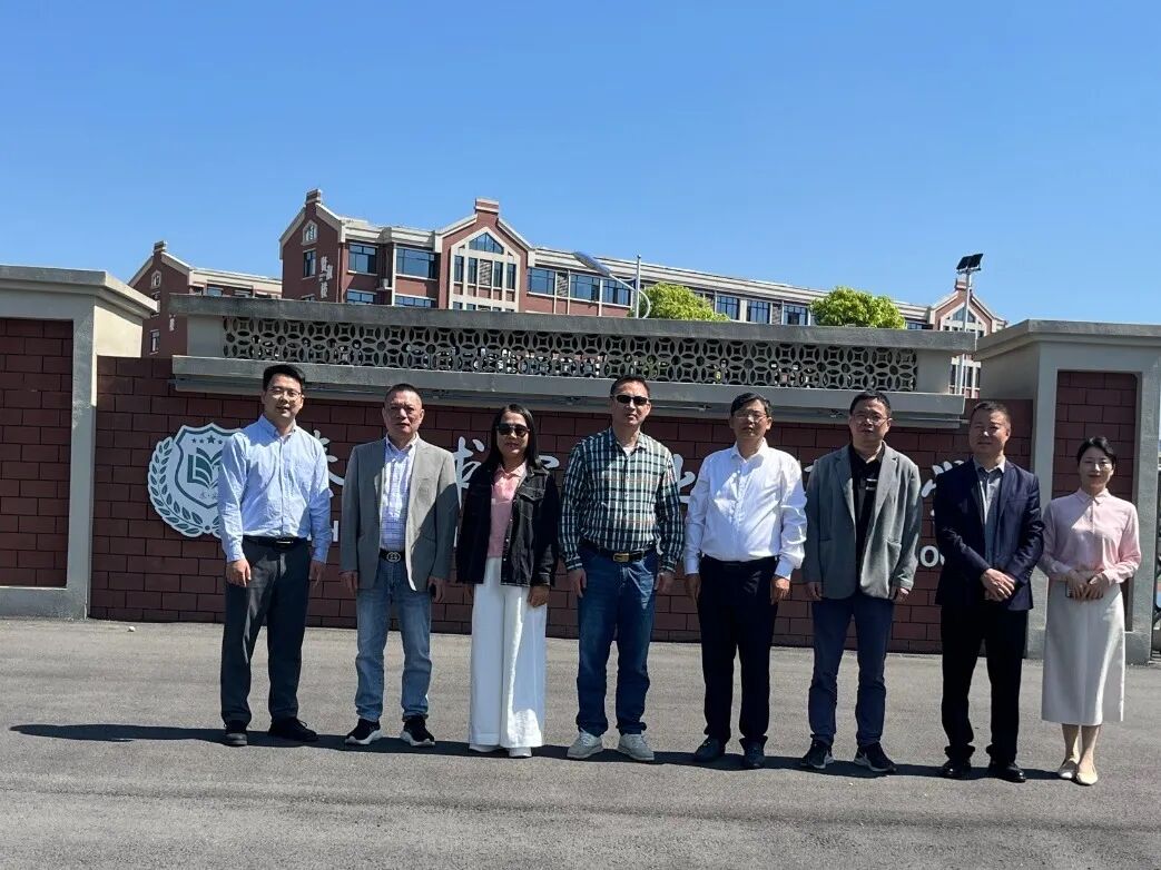 智慧养老 产教融合||广东省居家养老协会欧阳会长一行莅临泰和求实职高考察指导