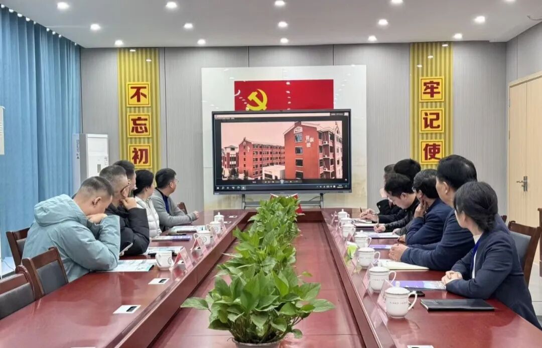 江西樟树中医药职业学院与泰和求实职业高级中学共商合作发展新篇章