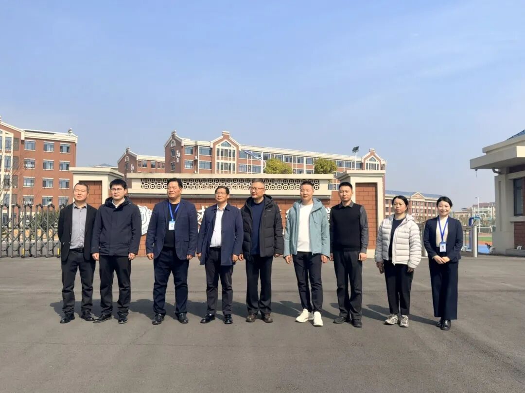 江西樟树中医药职业学院与泰和求实职业高级中学共商合作发展新篇章